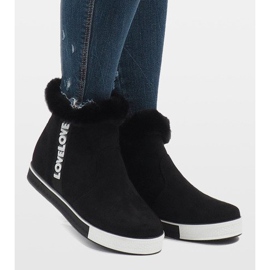Czarne ocieplane futerkiem botki z zamszu NB252P-1 1
