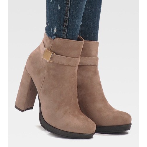 Różowe botki na słupku J-8682 1