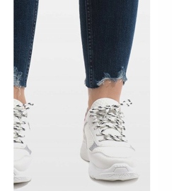 Białe obuwie sportowe YM-31 2