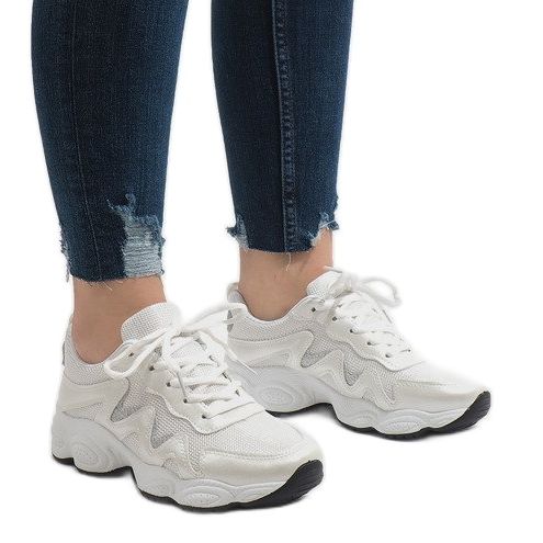 Białe modne obuwie sportowe KB-153 2