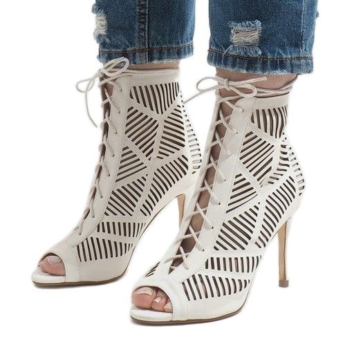 Białe botki na szpilce 1610-225 1