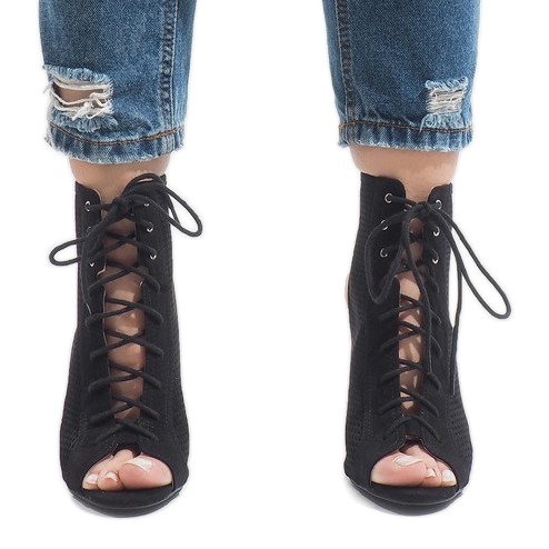 Czarne odkryte botki na szpilce 1610-22 2