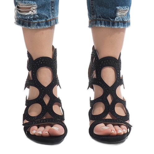 Czarne odkryte botki na szpilce HF1436-20 2