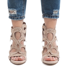 Beżowe odkryte botki na szpilce HF1436-20 beżowy 2