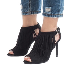 Czarne botki boho na szpilce 1551-149 1