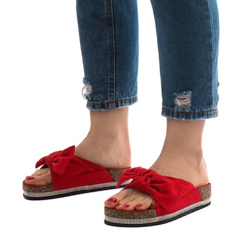 Czerwone klapki z kokardą N-33 1