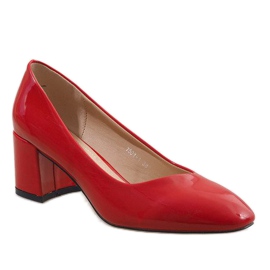 Czerwone lakierowane czółenka na słupku 7501-1 1