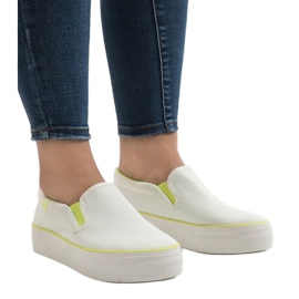 Białe trampki platformie GF-41 1