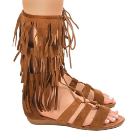 Brązowe płaskie sandały gladiatorki D-41 1