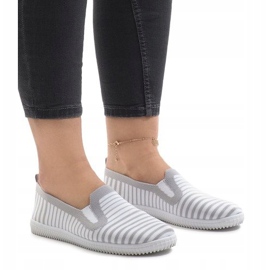 Szare tenisówki wsuwane w paski XJ-2909 1