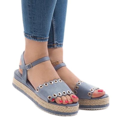 Niebieskie sandały na platformie 99-46 2