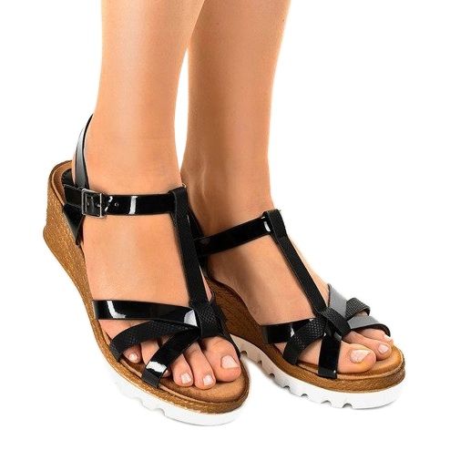 Czarne sandały na platformie FD-67 1