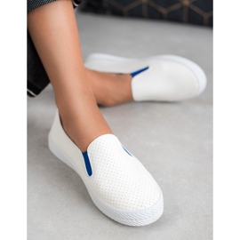 Kylie Białe Trampki Slip On 2