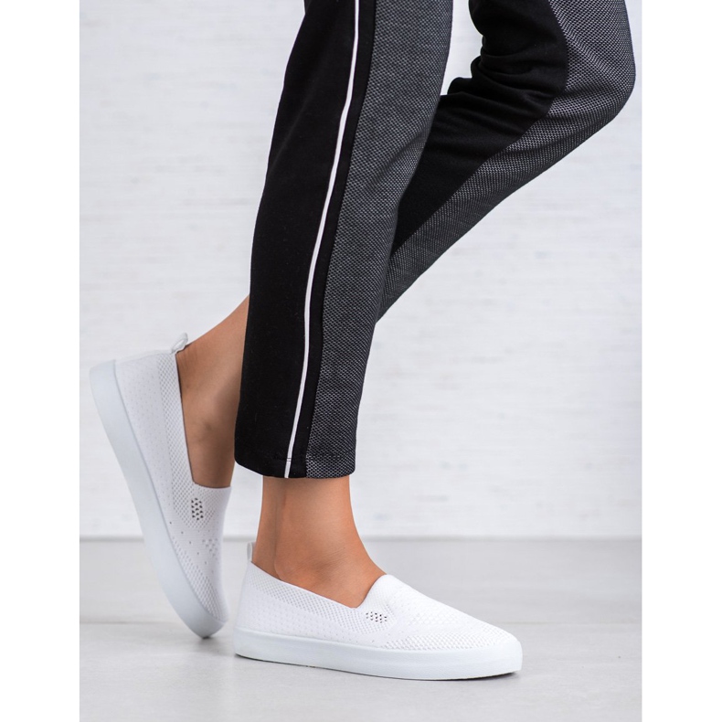 SHELOVET Tekstylne Slipony białe 2