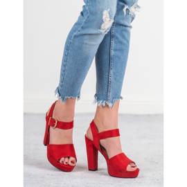 SHELOVET Czerwone Sandałki Na Platformie 1