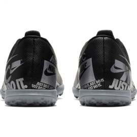 Buty piłkarskie Nike Mercurial Vapor 13 Club Tf Jr AT8177 001 czarne 4