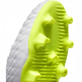 Buty piłkarskie Nike Hypervenom Phantom 3Club Fg Jr AJ4146-107 białe 2