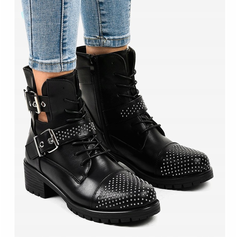 Czarne botki damskie na masywnej podeszwie M257 1