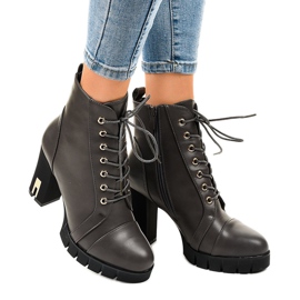 Szare botki na słupku ocieplane na suwak K-9925 2