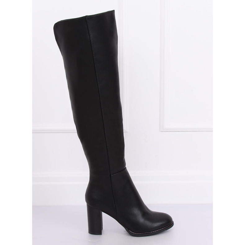 Muszkieterki licowe na słupku czarne F128 Black 1