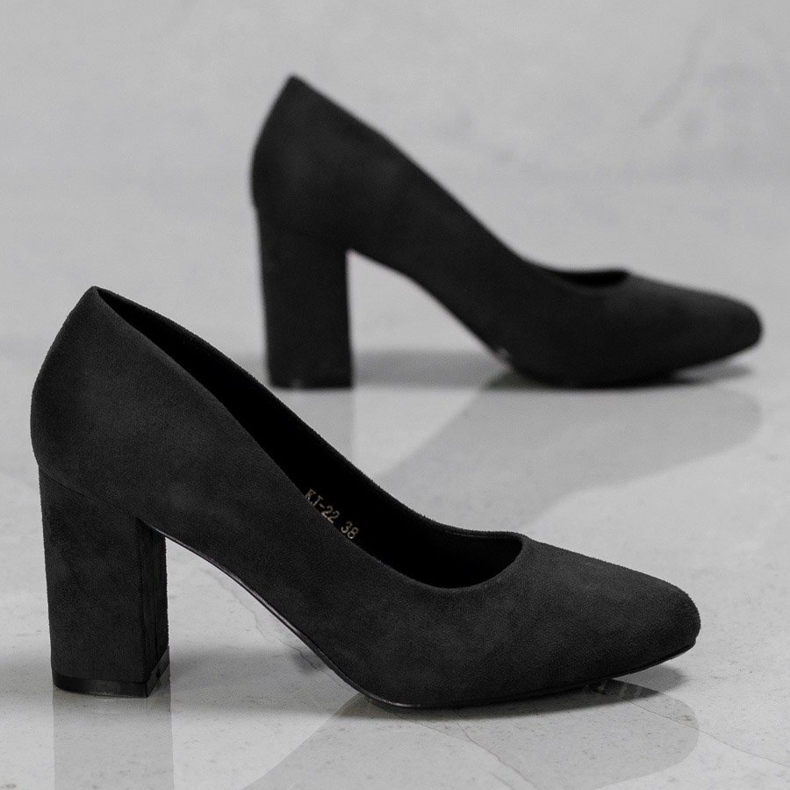 Ch. Creation Czółenka Na Słupku czarne 1