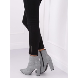 Botki na obcasie czarne NS053P Houn Dstooth 2