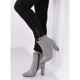 Botki na obcasie czarne NS053P Houn Dstooth 1