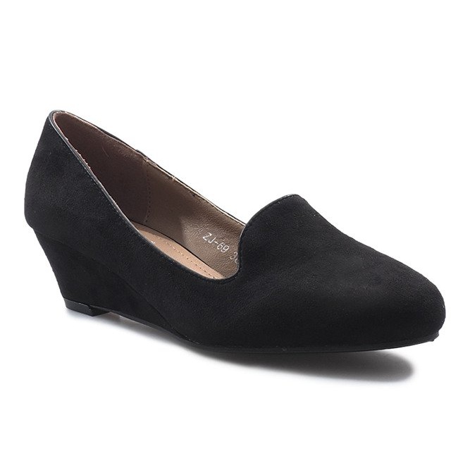 Czarne czółenka na koturnie lordsy Malvine 2