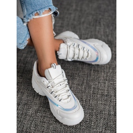 SHELOVET Modne Białe Sneakersy 1