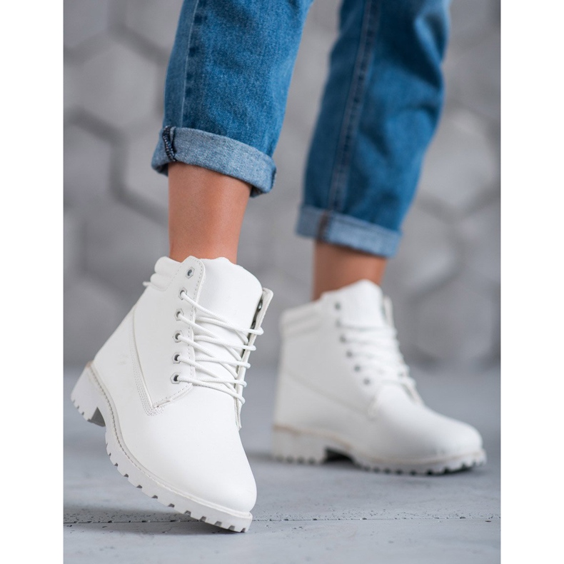 Marquiz Białe Traperki 2