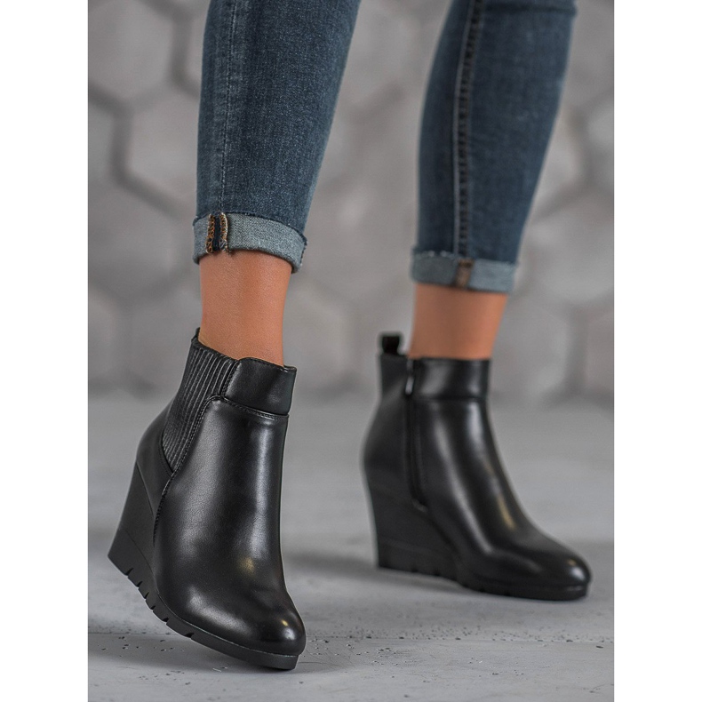 SHELOVET Botki Na Koturnie czerwone 1