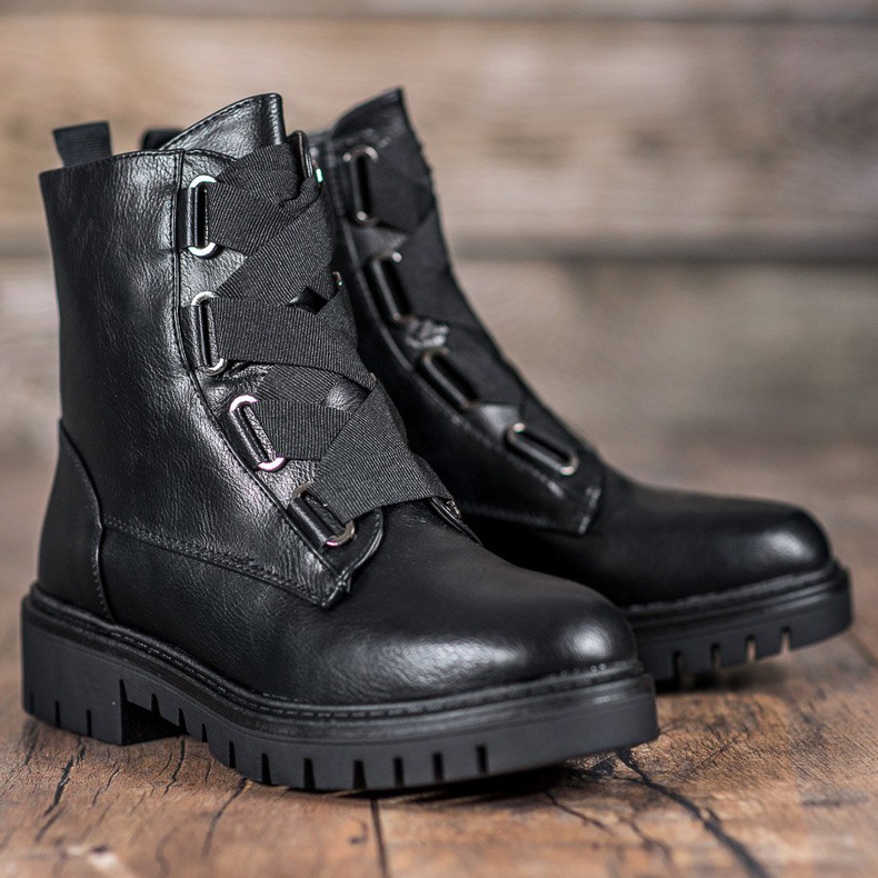 M.Daszyński Czarne Workery 1