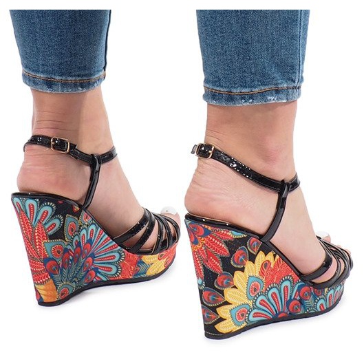 Czarne sandały na koturnie Ibrahim 1