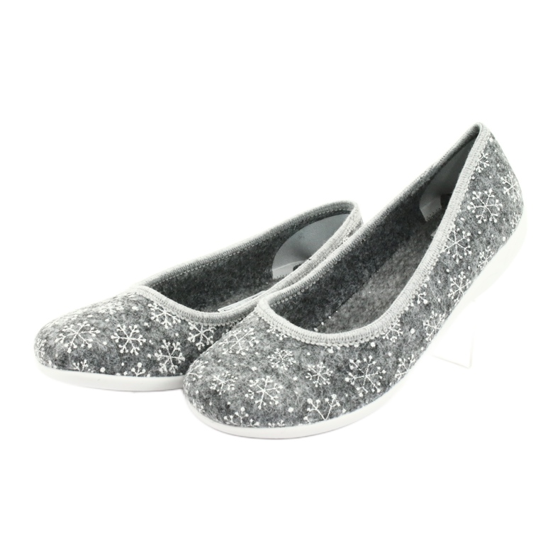 Kapcie filcowe śnieżynka Adanex 24213 białe szare 3