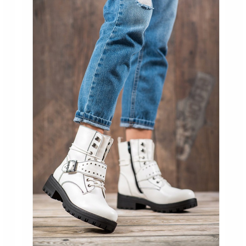 Goodin Białe Workery 1