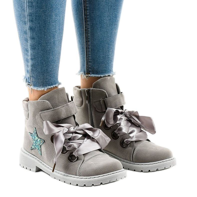 Szare traperki z gwiazdką TL51-3 1