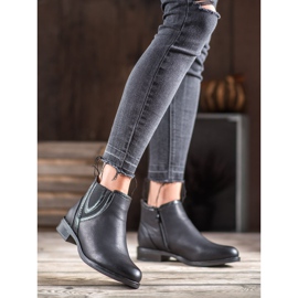 Small Swan Czarne Botki Z Eko Skóry 1