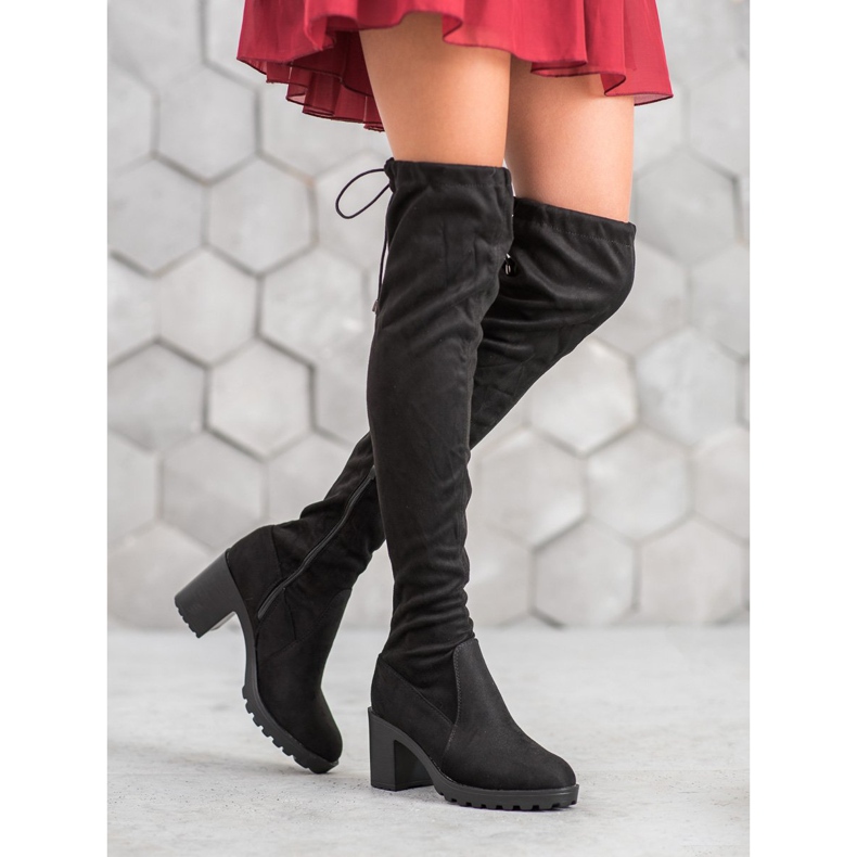 Small Swan Zamszowe Muszkieterki Na Słupku czarne 2