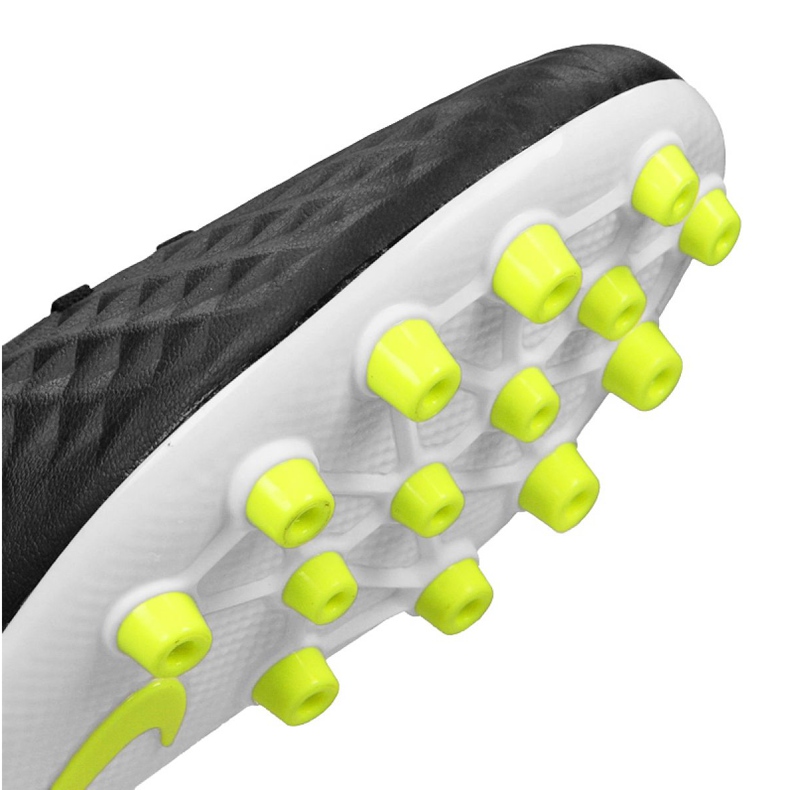 Buty Nike Legend 8 Academy Ag M AT6012-007 szare czarne 1