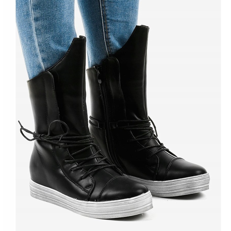 Czarne sneakersy ocieplane botki HX5187-3 1