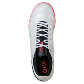 Buty piłkarskie Puma One 17.4 Tt M 104078 01 białe białe 1