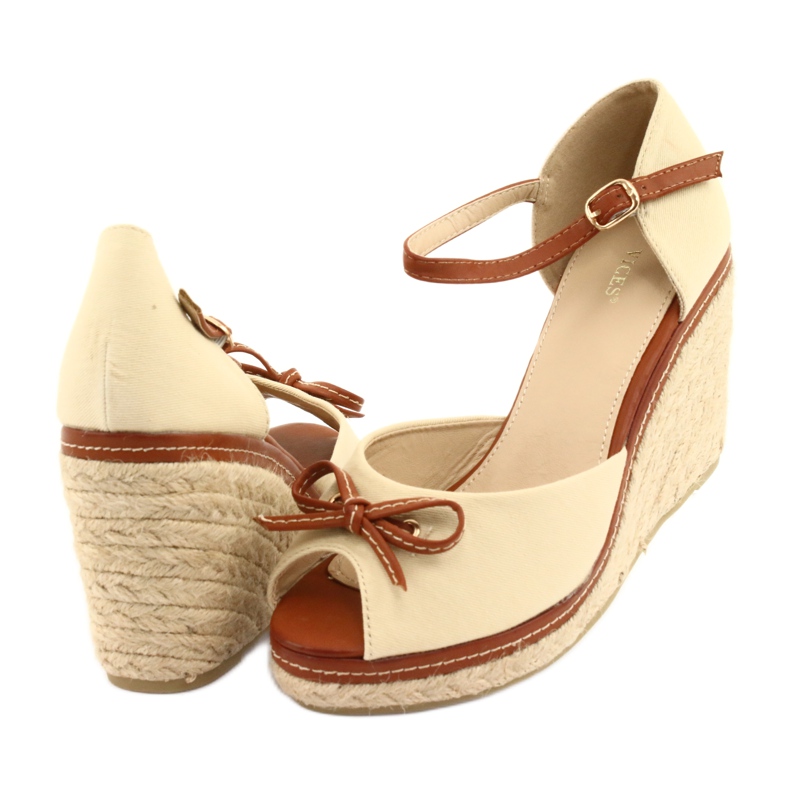 Vices Sandały damskie na koturnie brązowe 4