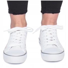 Beżowe ażurowe trampki Impress białe 1