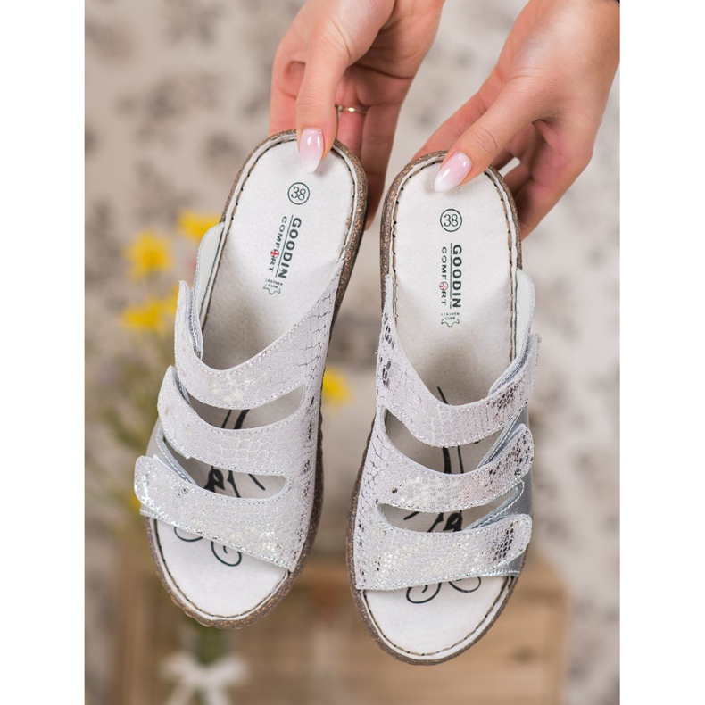 Goodin Srebrne Skórzane Klapki szare 1