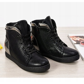 Czarne lakierowane sneakersy na koturnie R469-2 2