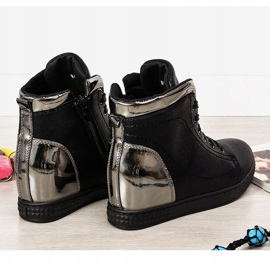 Czarne lakierowane sneakersy na koturnie R469-2 5