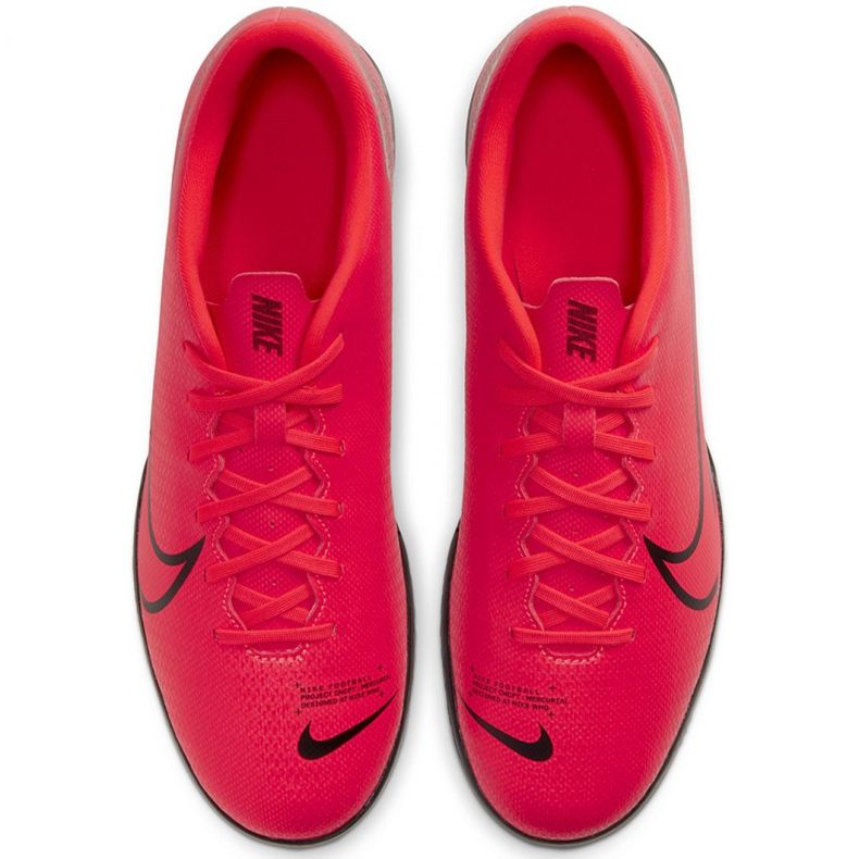Buty halowe Nike Mercurial Vapor 13 Club Ic M AT7997-606 czerwone pomarańcze i czerwienie 1