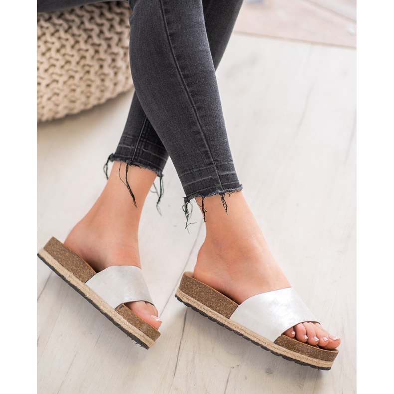 Goodin Modne Srebrne Klapki szare 1