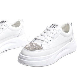 Białe sneakersy trampki zdobione G140-2 4