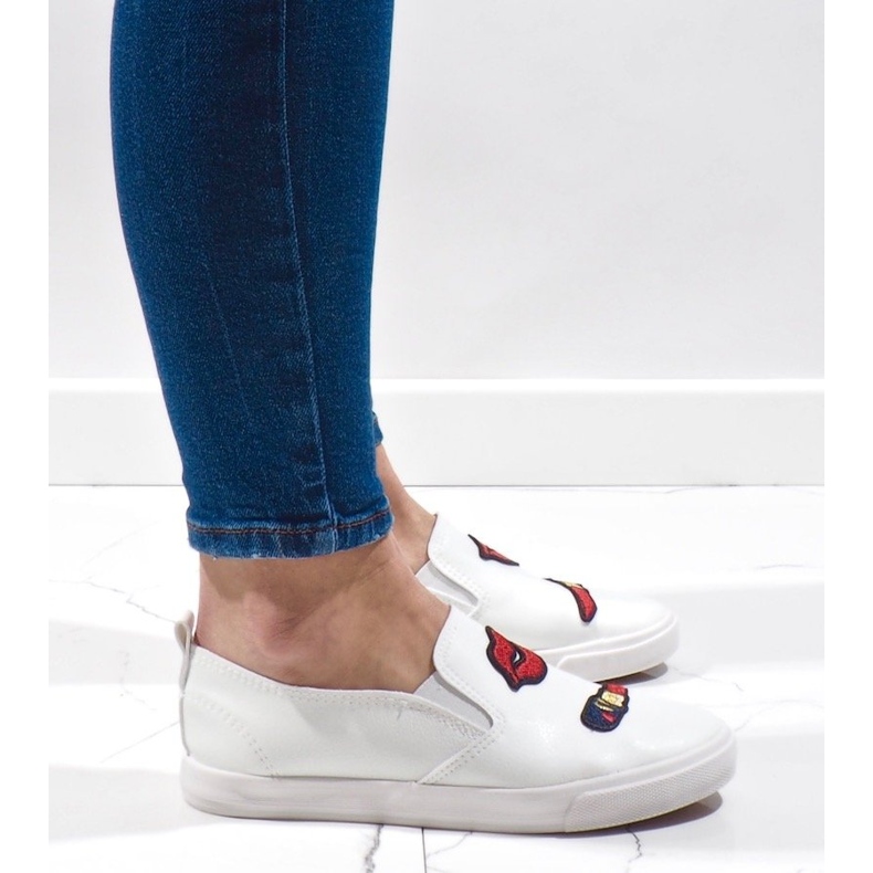 Białe trampki z nadrukami G1202A-2 2